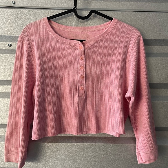 Cropped henley - Picture 1 of 1